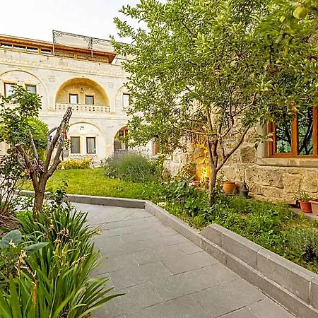 Walnut House Отель