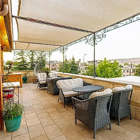 Walnut House Отель Гореме
